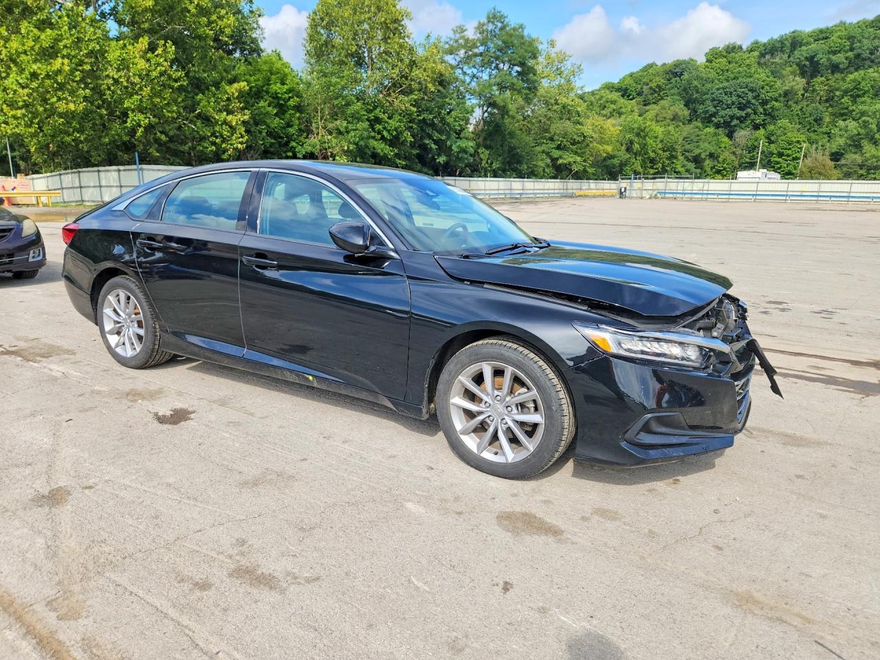 2022 HONDA ACCORD LX — Фото 4 из 13