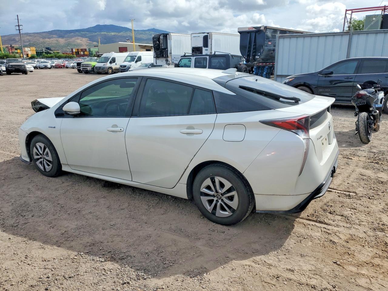 JTDKARFU5H3536571 2017 TOYOTA PRIUS photo no. 2
