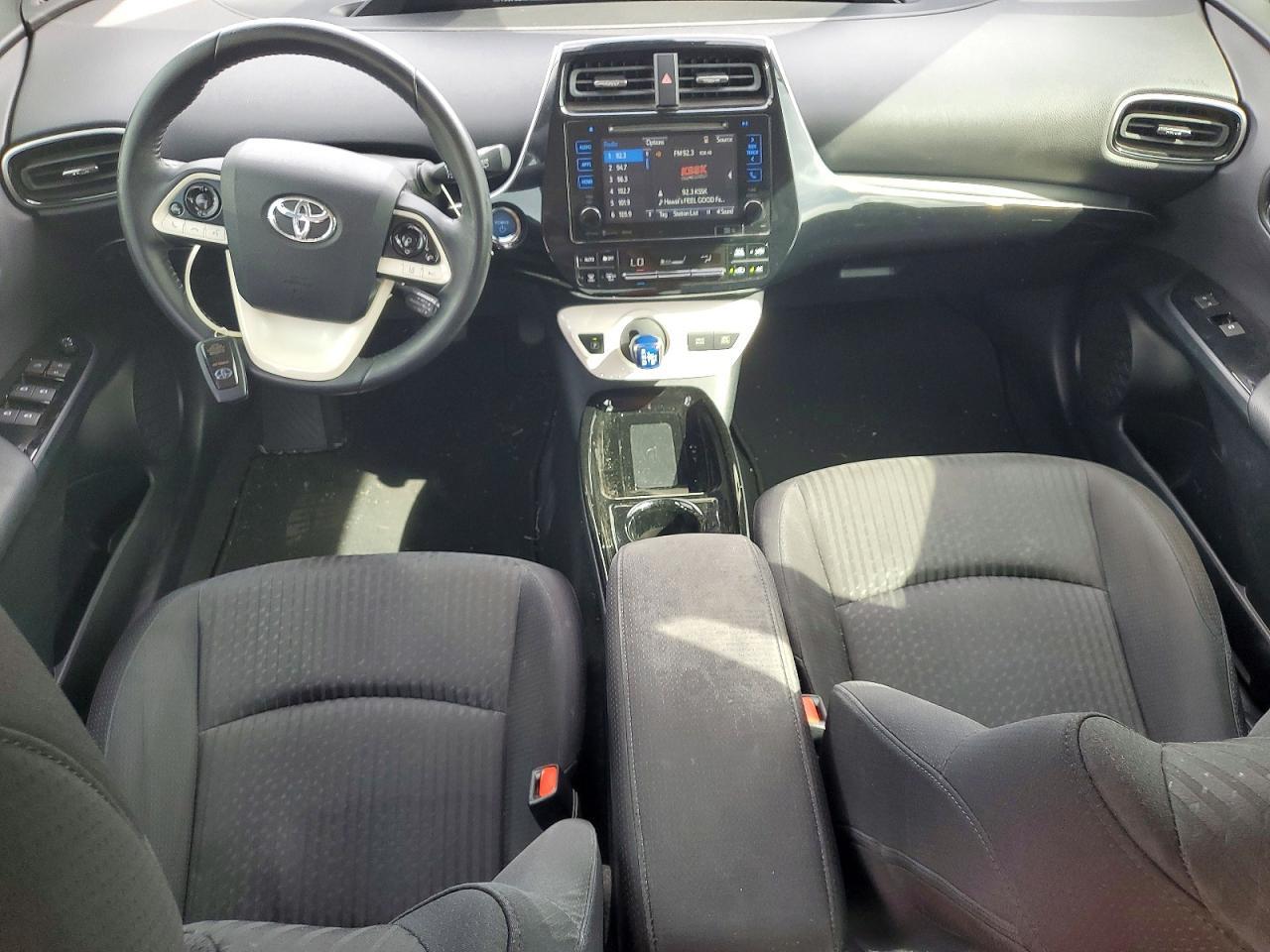 JTDKARFU5H3536571 2017 TOYOTA PRIUS photo no. 8