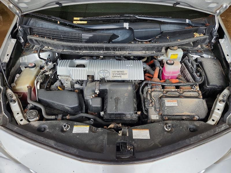 2017 TOYOTA PRIUS V THREE — Фото 11 из 12