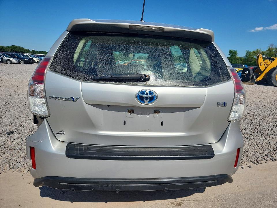 2017 TOYOTA PRIUS V THREE — Фото 6 из 12
