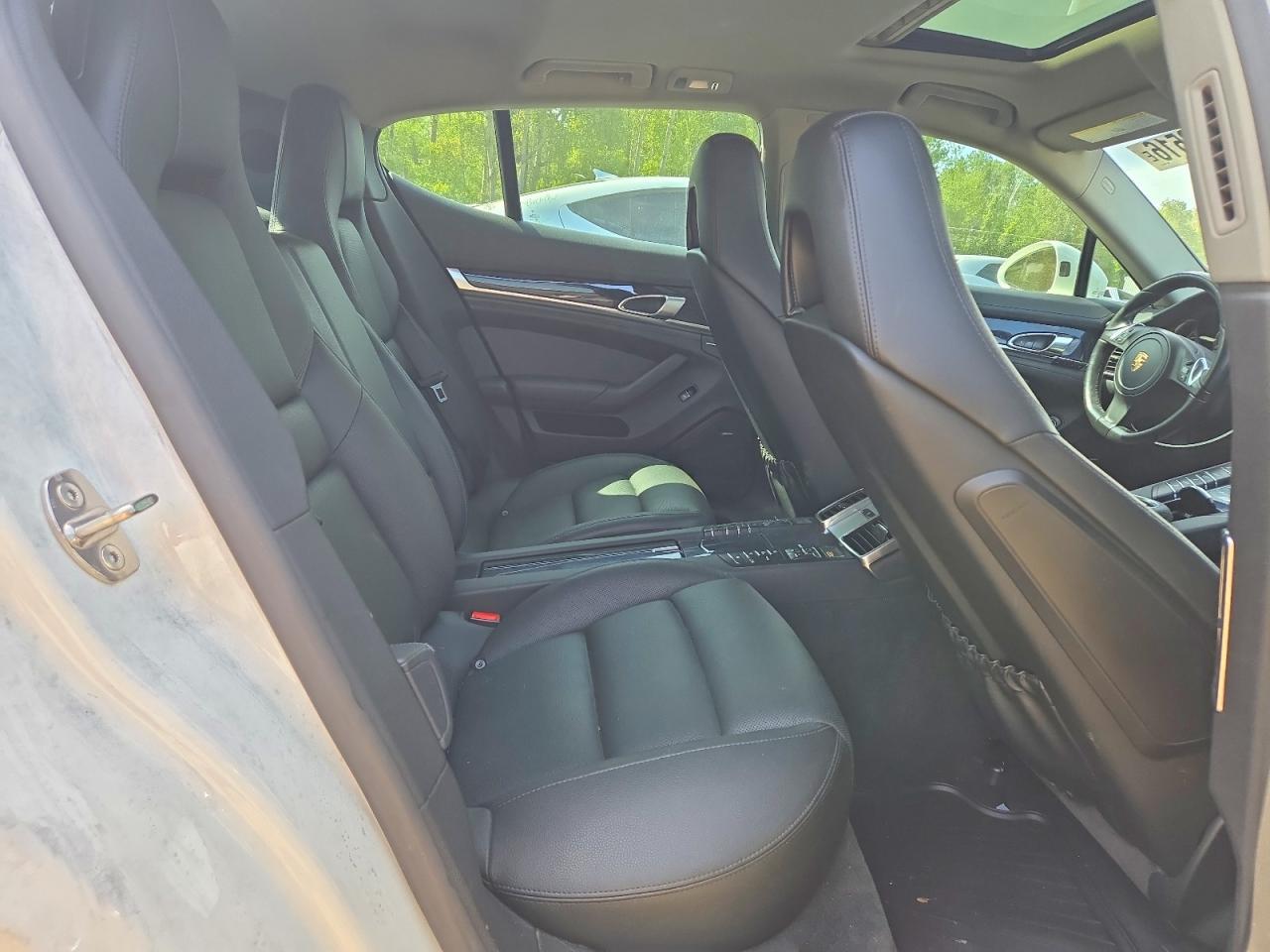 2014 PORSCHE PANAMERA S HYBRID — Фото 10 из 13