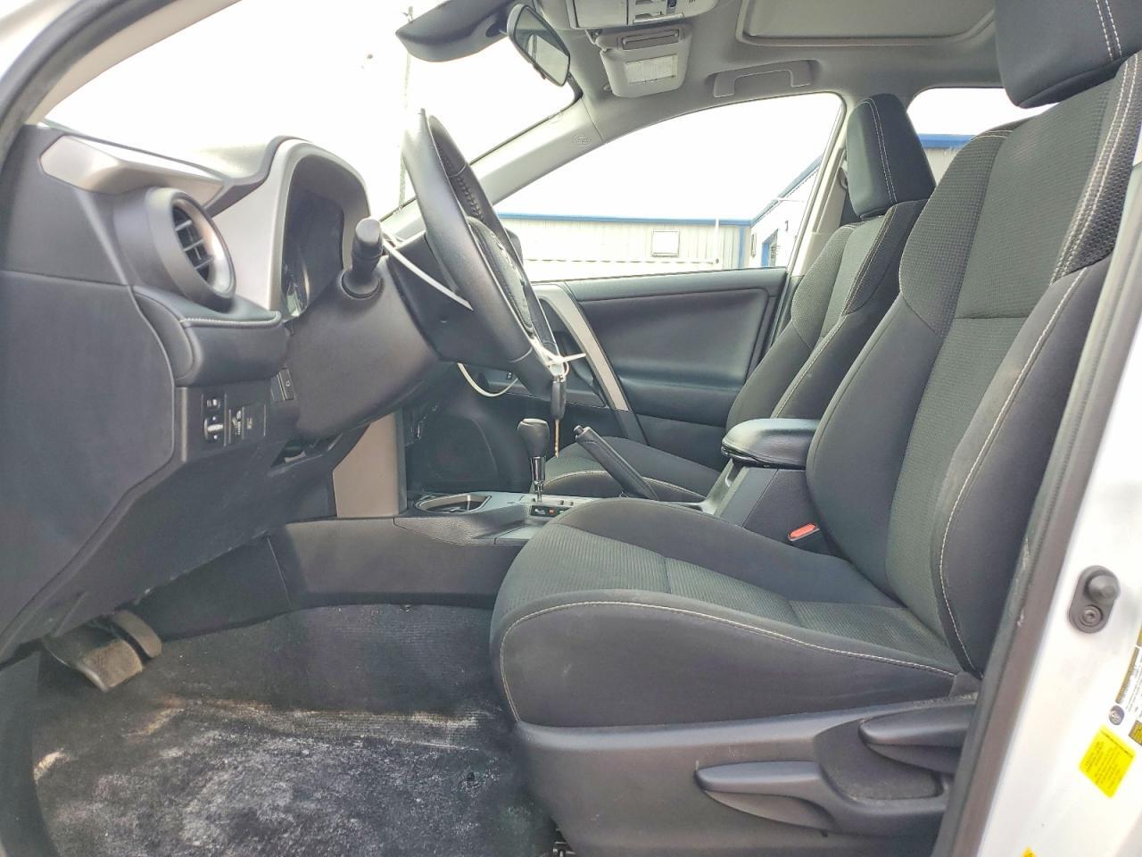 2T3WFREV2HW380273 2017 TOYOTA RAV4 photo no. 7