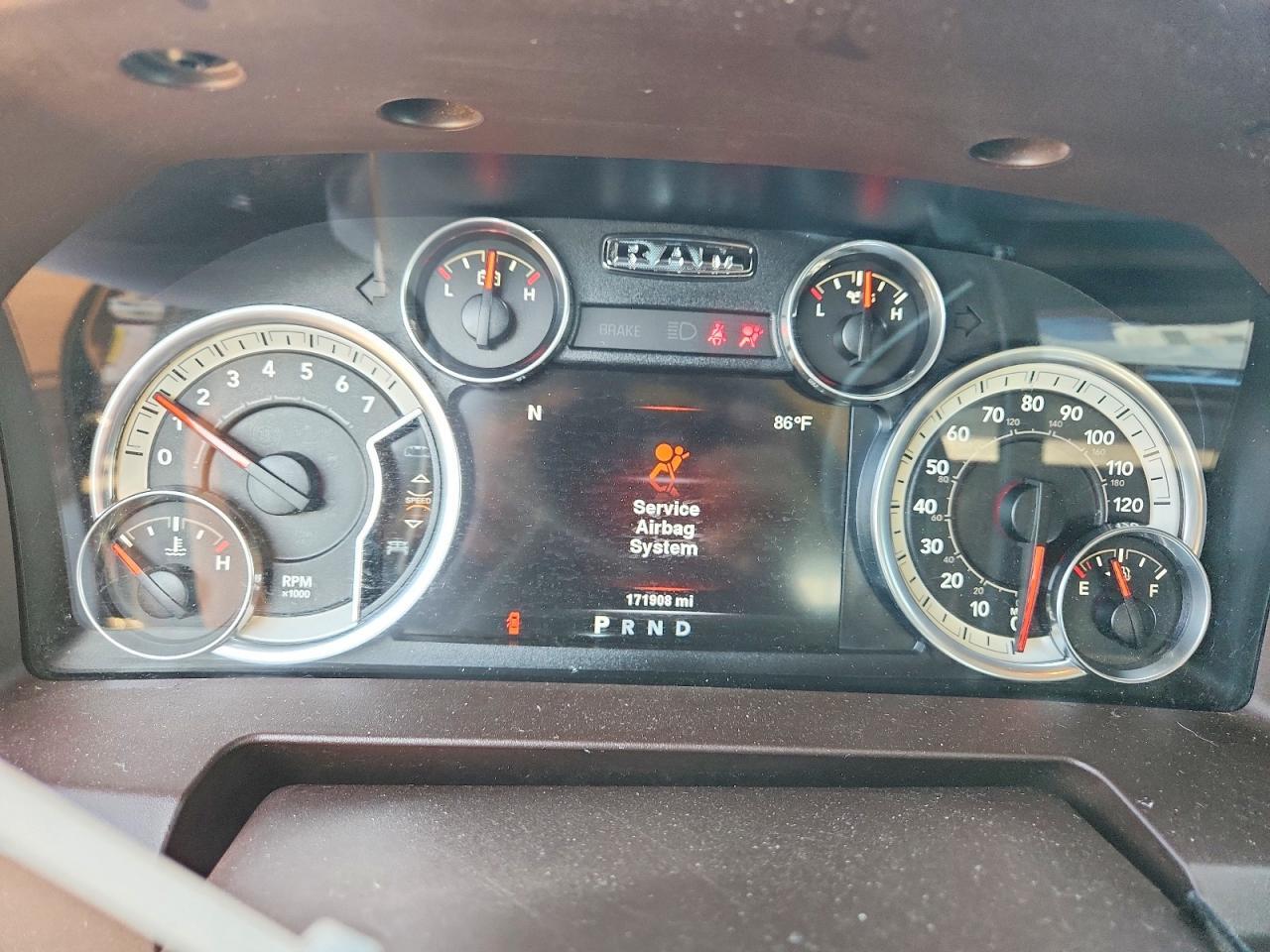2014 RAM 2500 SLT — Фото 9 из 12