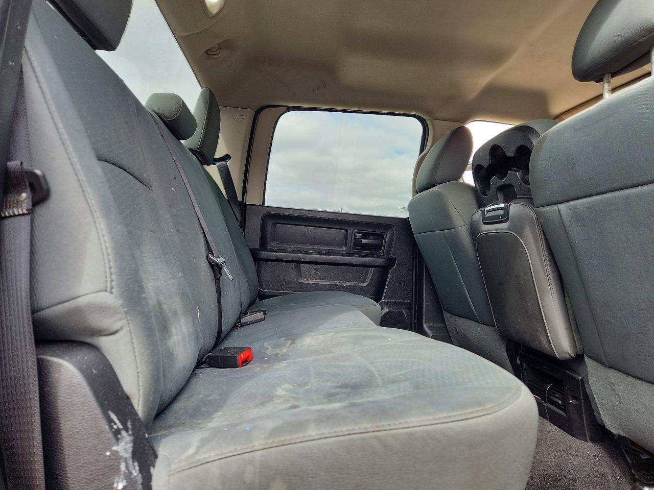 2014 RAM 1500 ST — Фото 10 из 12