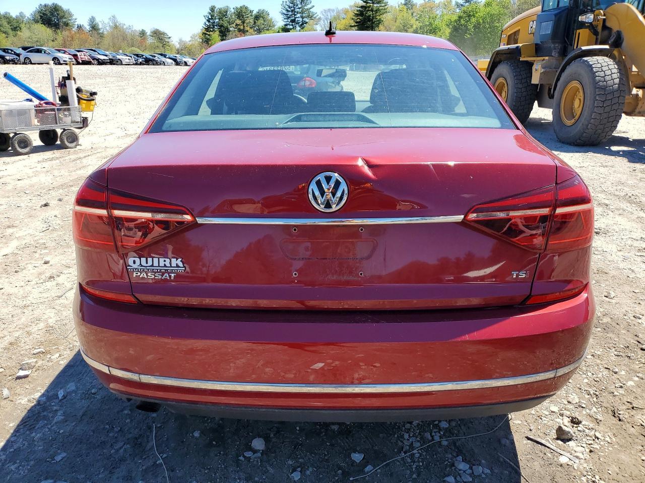 2017 VOLKSWAGEN PASSAT S — Фото 6 из 12