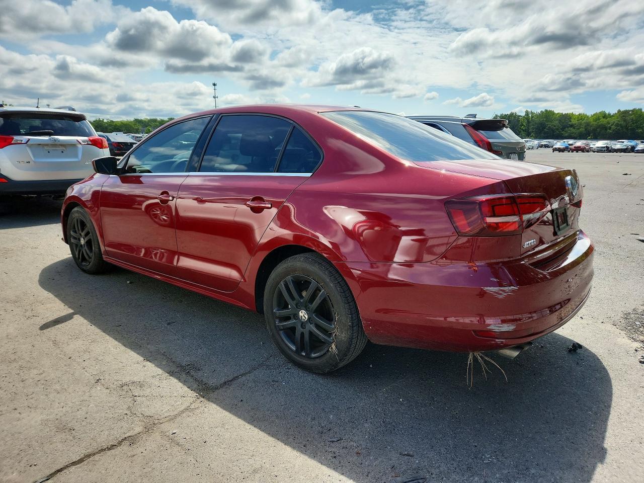 2017 VOLKSWAGEN JETTA S — Фото 2 из 12