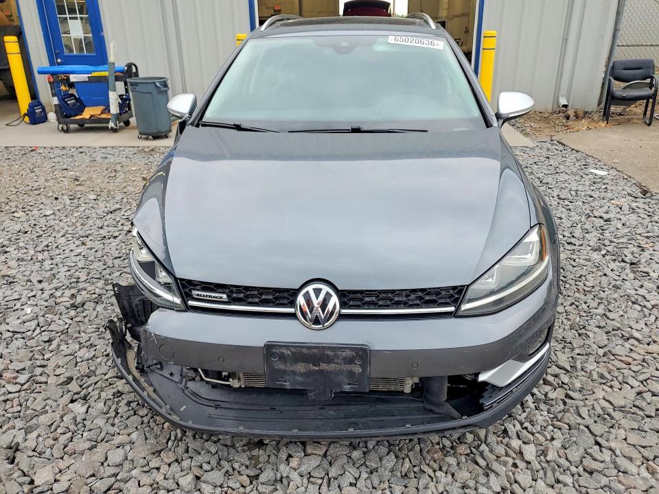 2017 VOLKSWAGEN GOLF ALLTRACK S — Фото 5 из 13