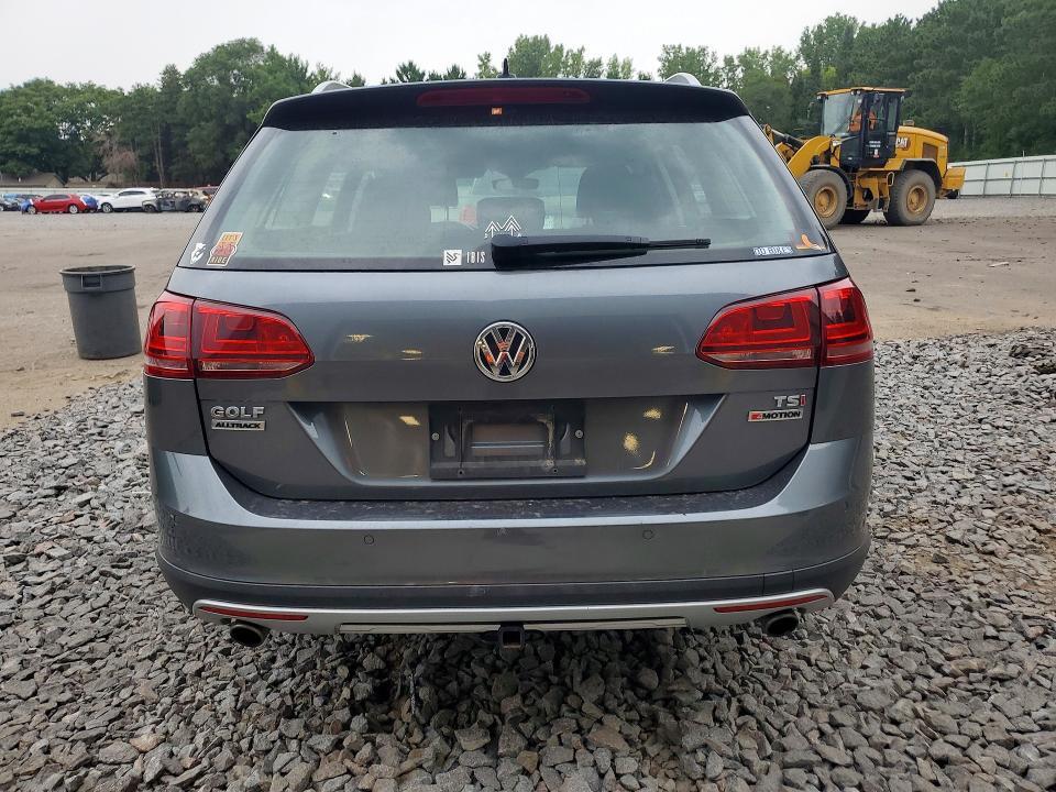 2017 VOLKSWAGEN GOLF ALLTRACK S — Фото 6 из 13