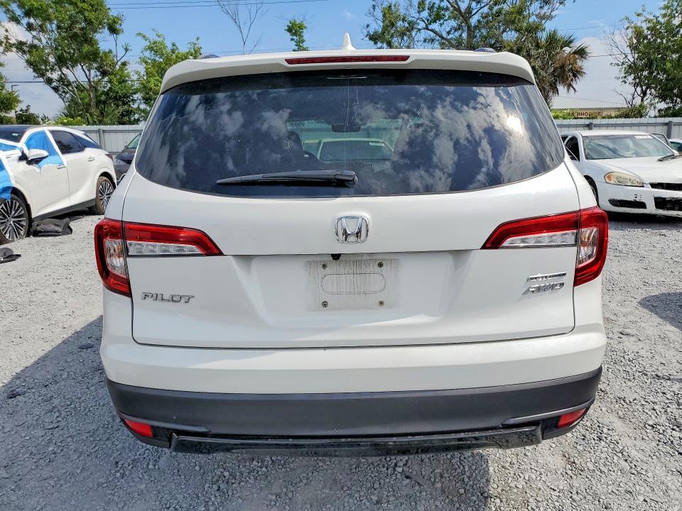 2022 HONDA PILOT SE — Фото 6 из 15