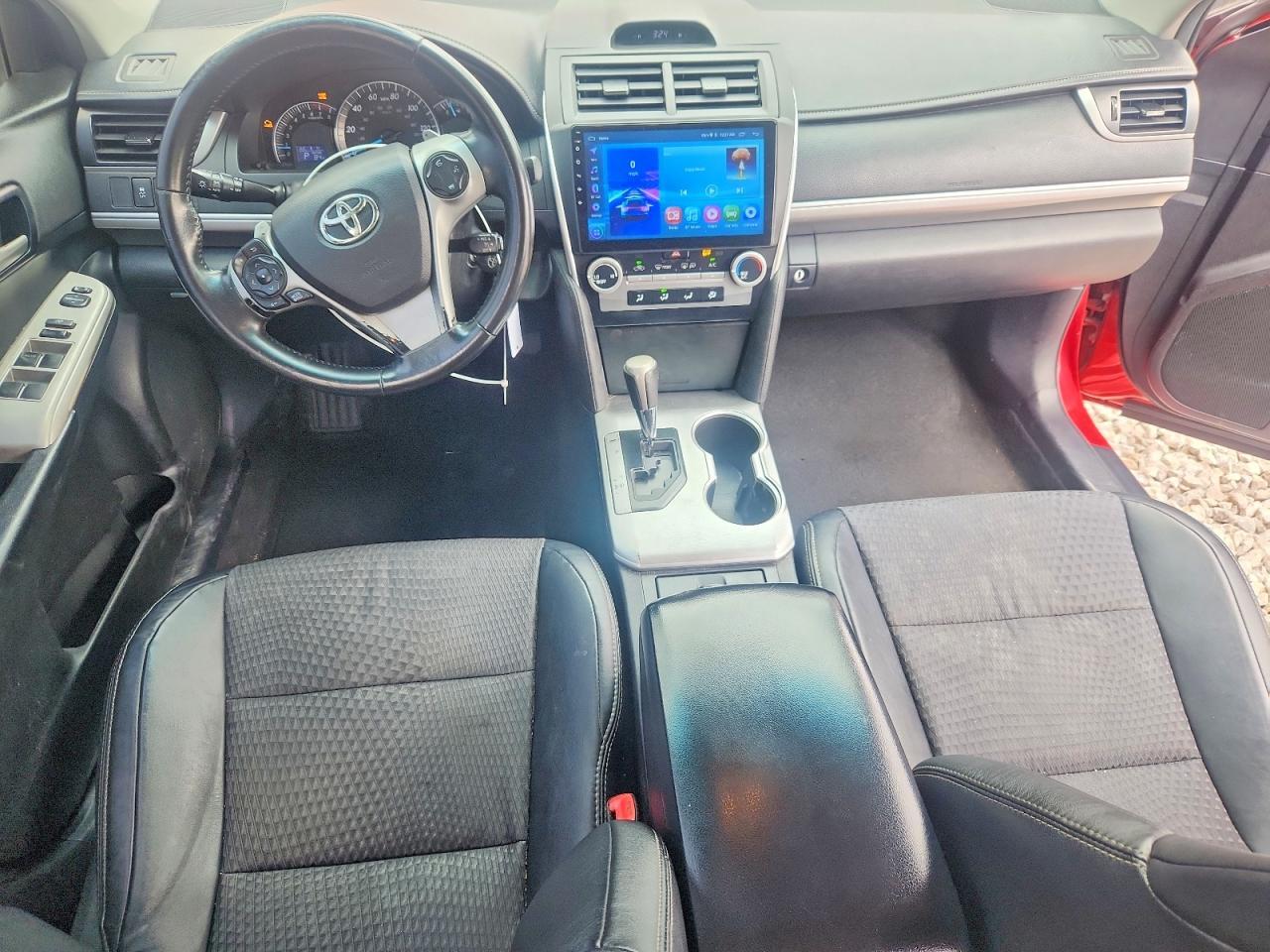 2014 TOYOTA CAMRY SE — Фото 8 из 12