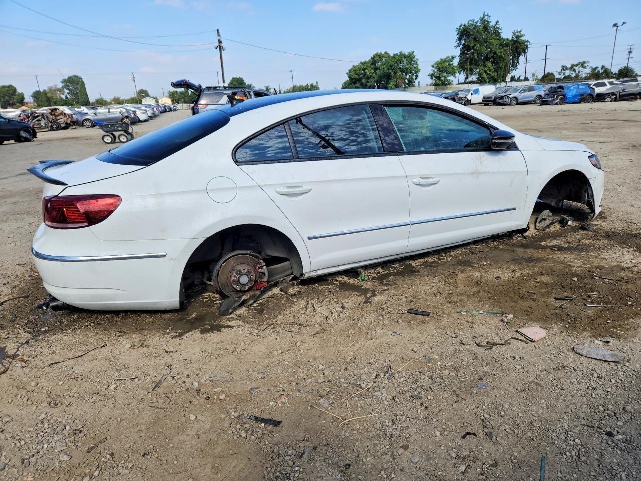 WVWKP7AN5HE503447 2017 VOLKSWAGEN CC photo no. 3