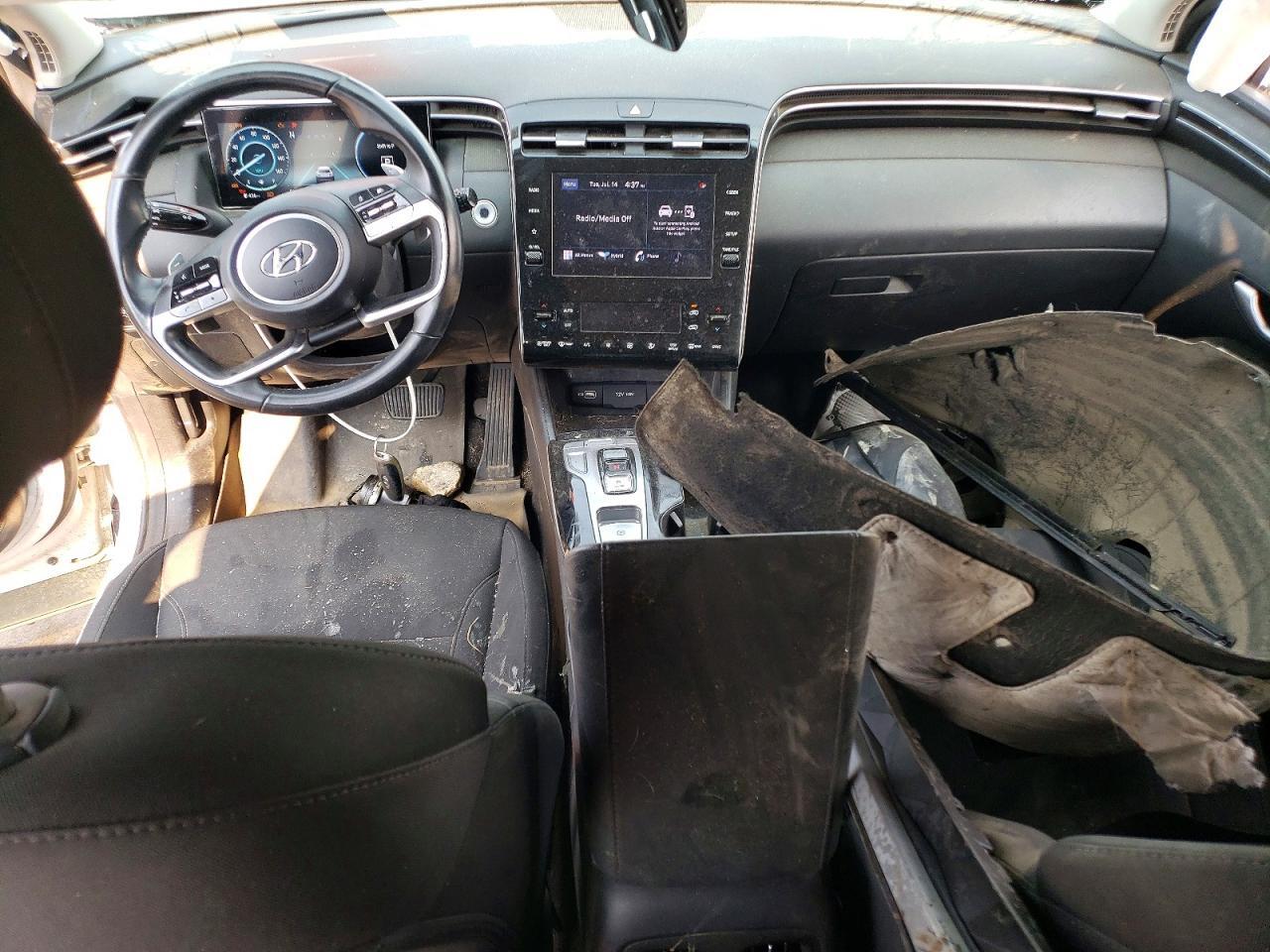 2022 HYUNDAI TUCSON SEL CONVENIENCE — Фото 8 из 12