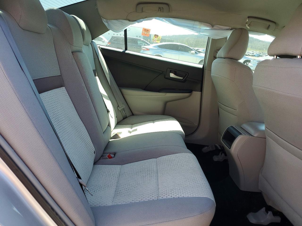 2014 TOYOTA CAMRY LE — Фото 10 из 12