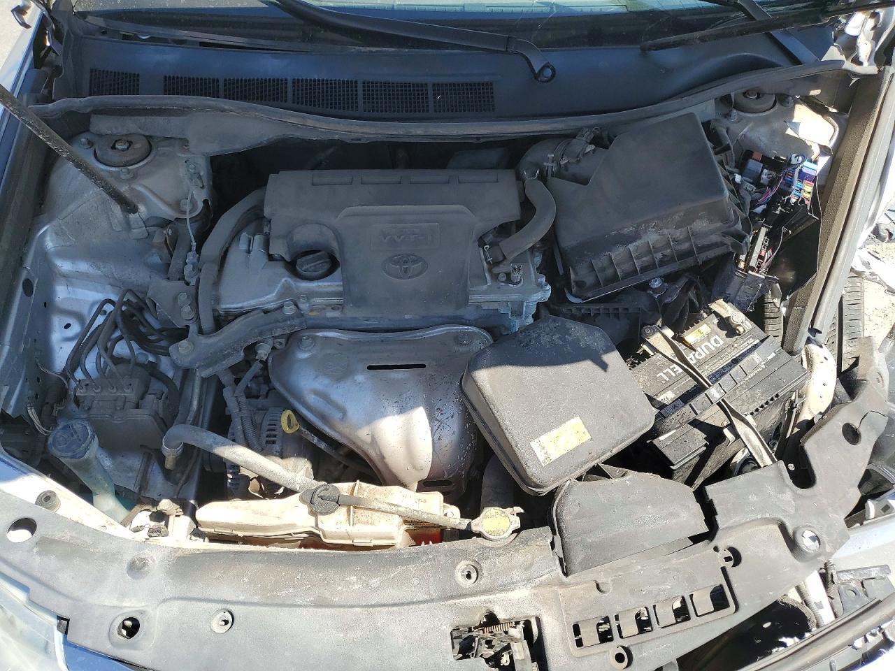 2014 TOYOTA CAMRY LE — Фото 11 из 12