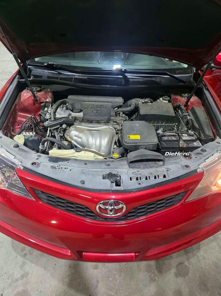 2014 TOYOTA CAMRY SE — Фото 7 из 10