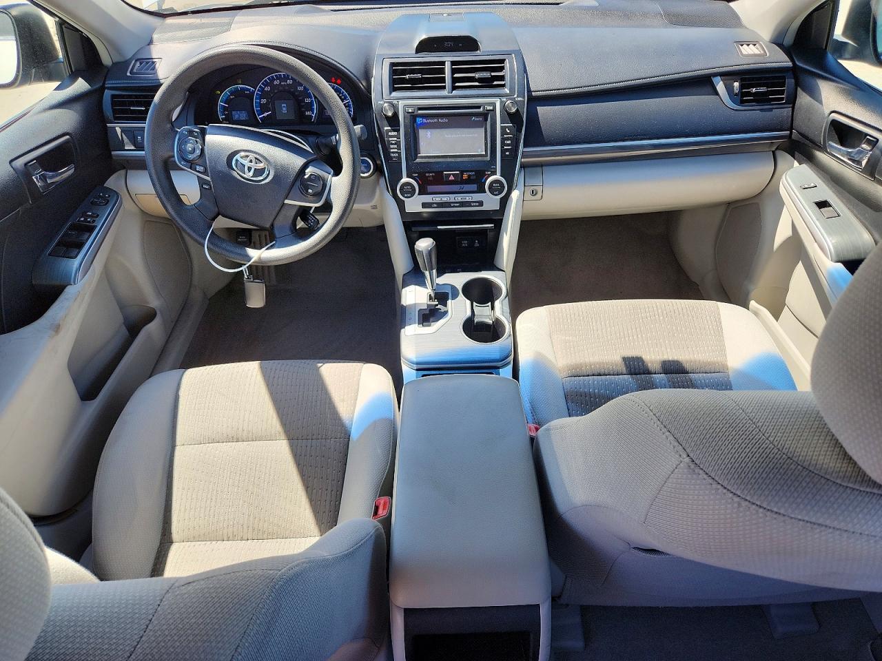 2014 TOYOTA CAMRY HYBRID — Фото 8 из 13
