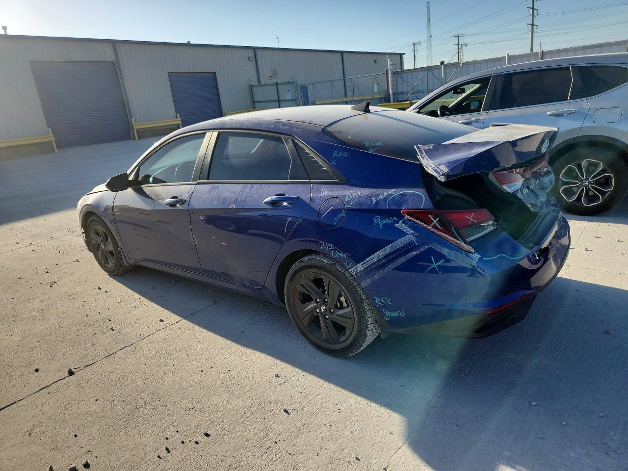 2022 HYUNDAI ELANTRA SEL — Фото 2 из 13