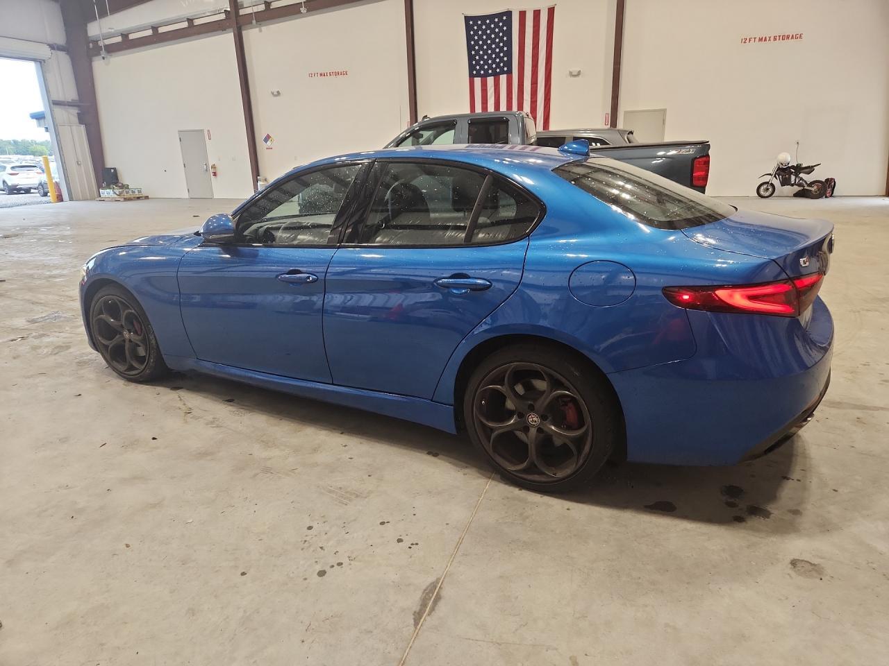 2018 ALFA ROMEO GIULIA TI Q4 — Фото 2 из 12