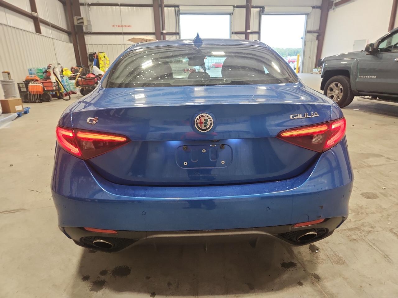 2018 ALFA ROMEO GIULIA TI Q4 — Фото 6 из 12