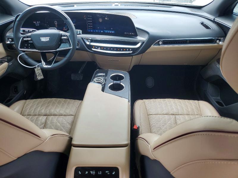 2024 CADILLAC LYRIQ SPORT — Фото 8 из 12