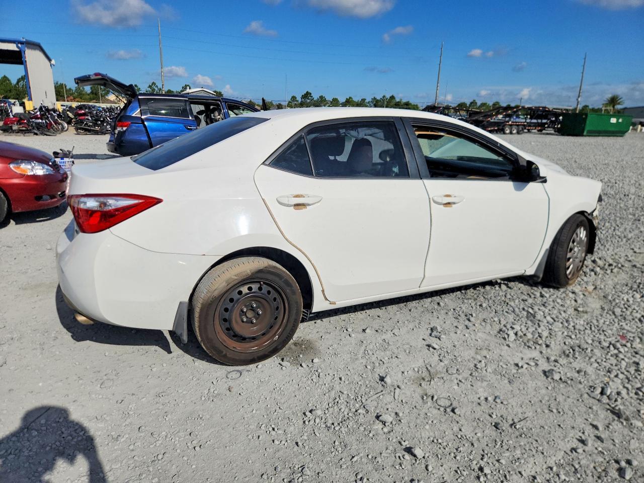 2014 TOYOTA COROLLA LE — Фото 3 из 12