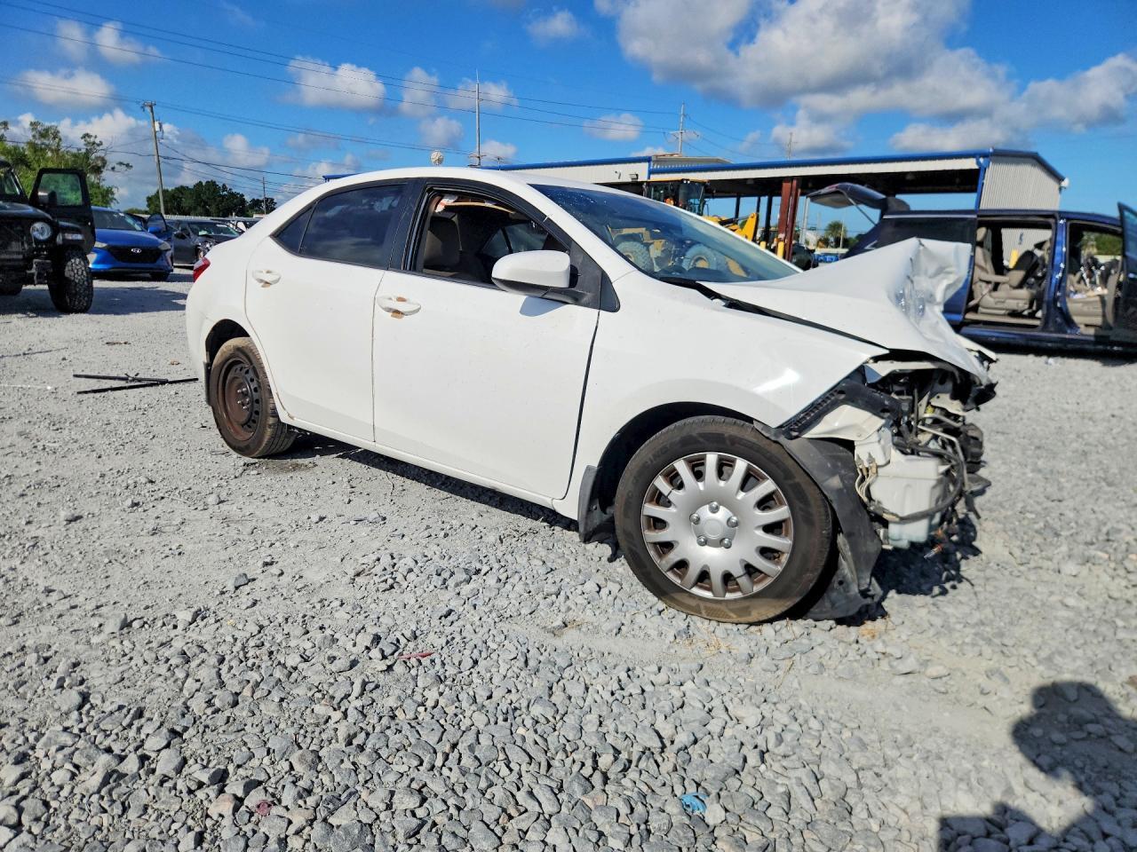 2014 TOYOTA COROLLA LE — Фото 4 из 12