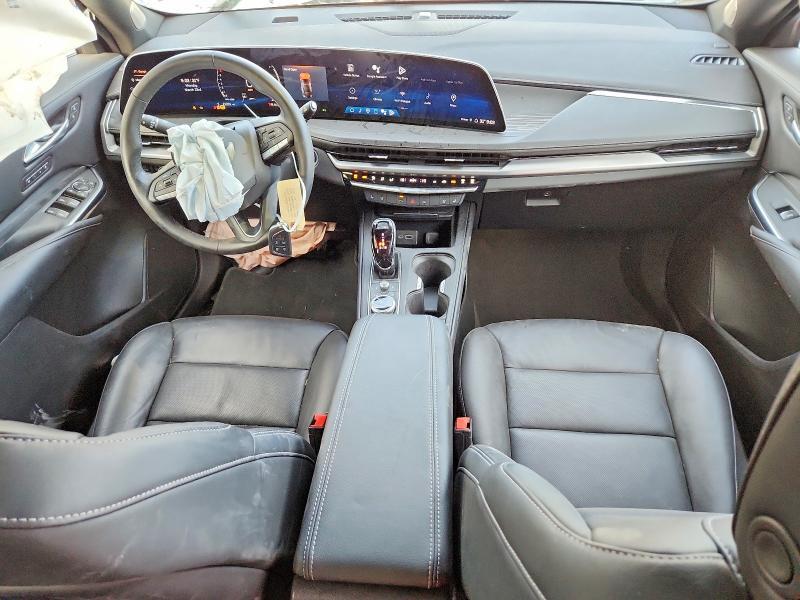 2024 CADILLAC XT4 PREMIUM LUXURY — Фото 8 из 12