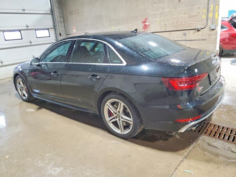 WAUB4AF41JA097053 2018 AUDI S4 photo no. 2