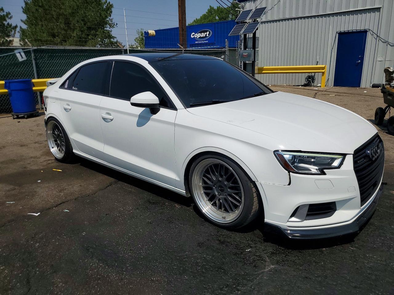 WAUB8GFFXJ1047633 2018 AUDI A3 photo no. 4