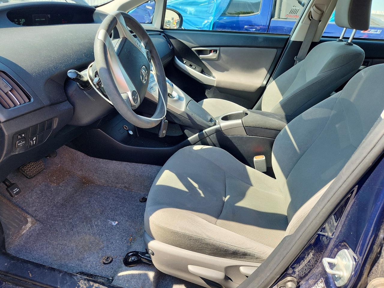 2014 TOYOTA PRIUS TWO — Фото 7 из 12