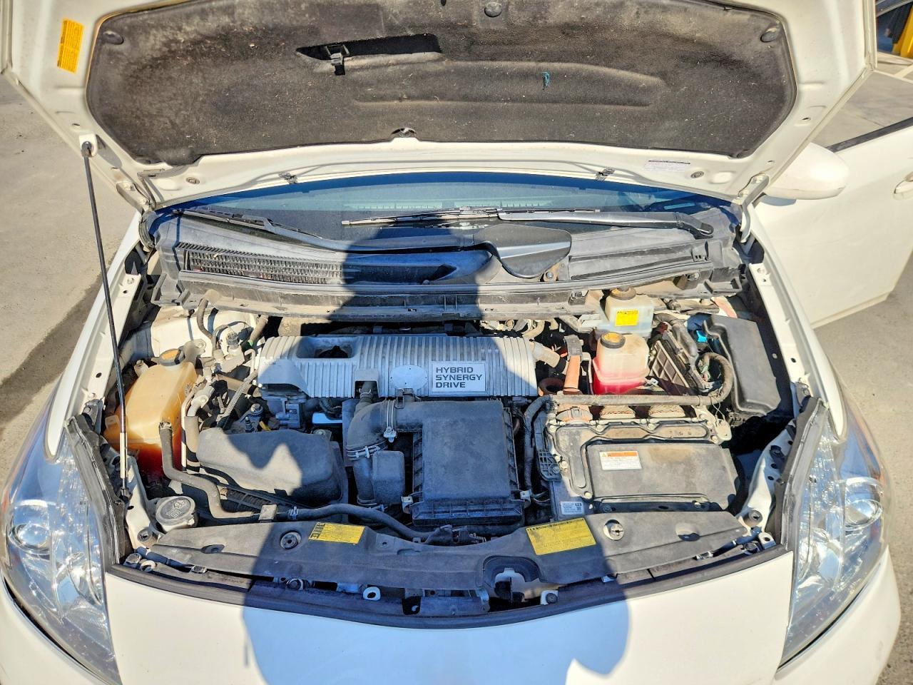 2014 TOYOTA PRIUS — Фото 11 из 12