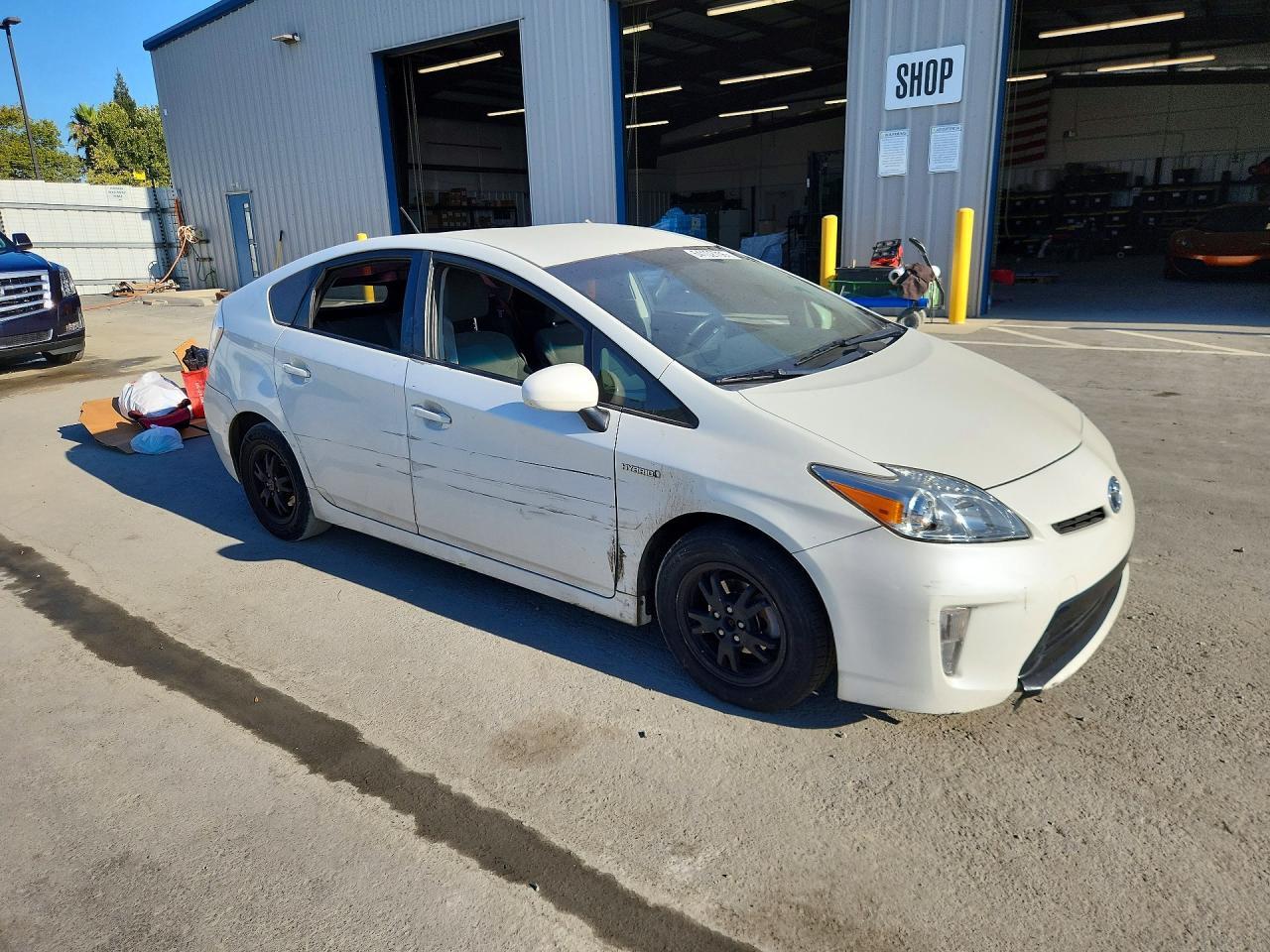 2014 TOYOTA PRIUS — Фото 4 из 12