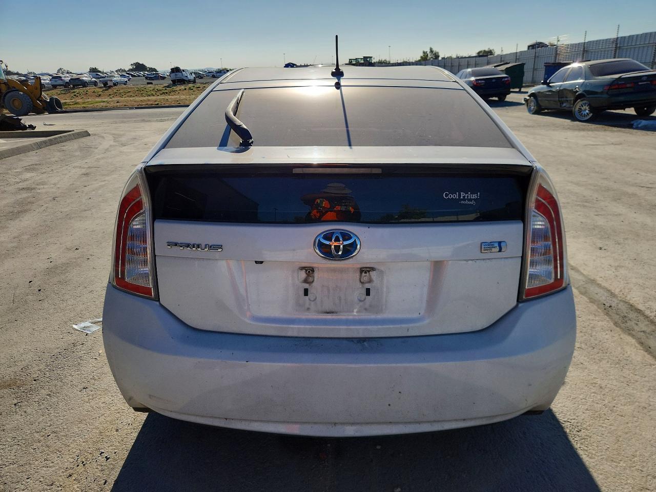 2014 TOYOTA PRIUS — Фото 6 из 12