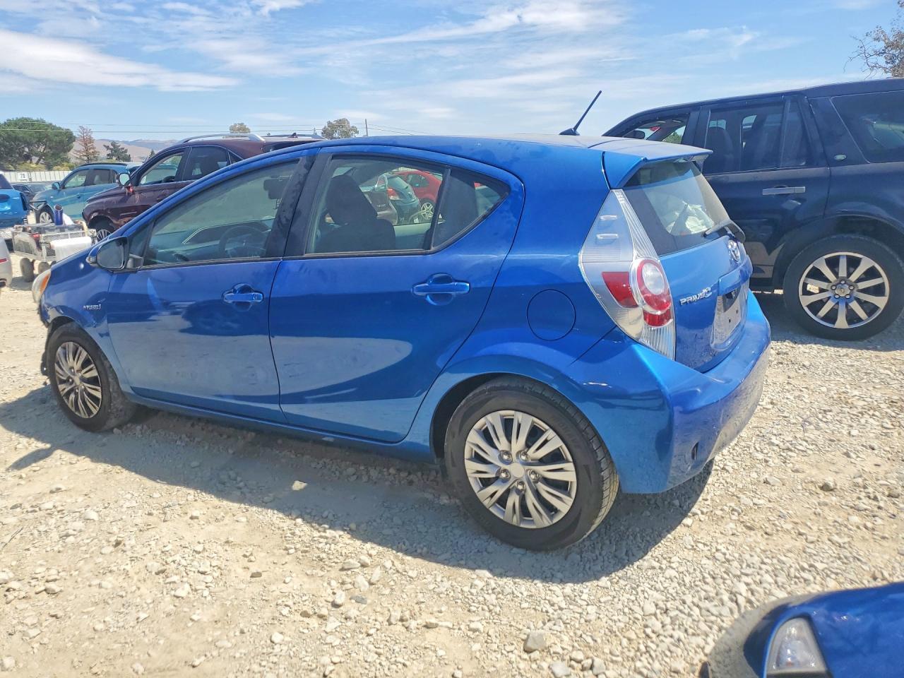 JTDKDTB33E1559985 2014 TOYOTA PRIUS C photo no. 2