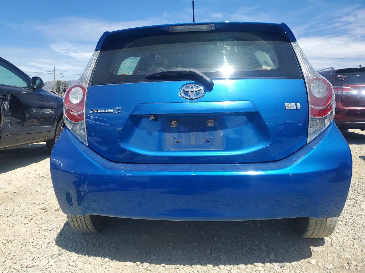 JTDKDTB33E1559985 2014 TOYOTA PRIUS C photo no. 6