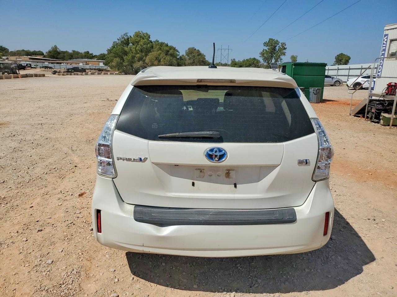 2014 TOYOTA PRIUS V THREE — Фото 6 из 12