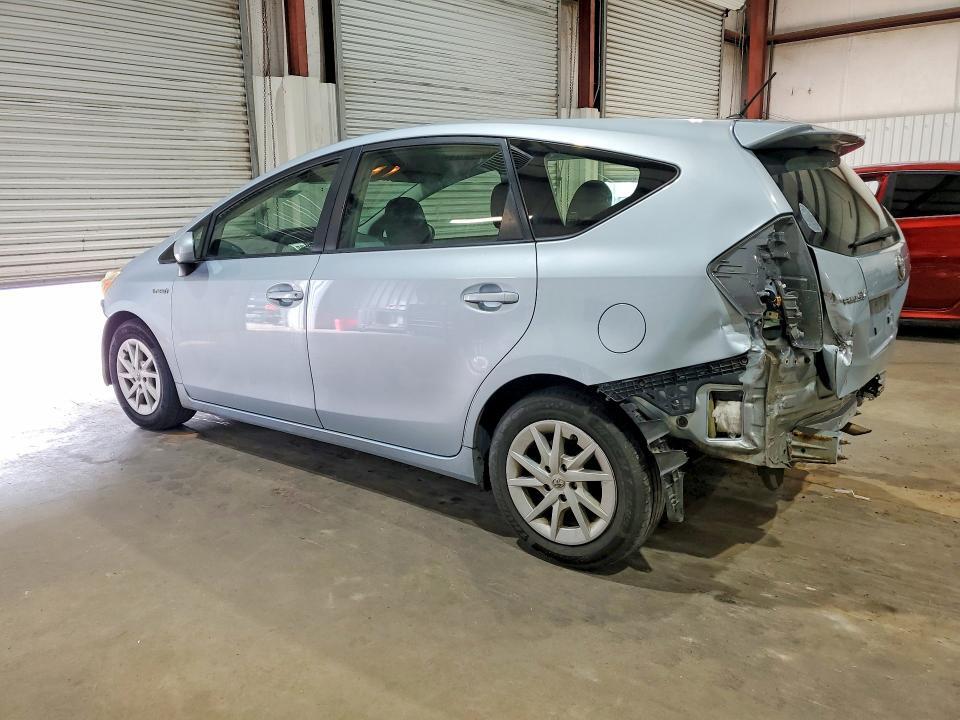 JTDZN3EUXE3357018 2014 TOYOTA PRIUS V photo no. 2