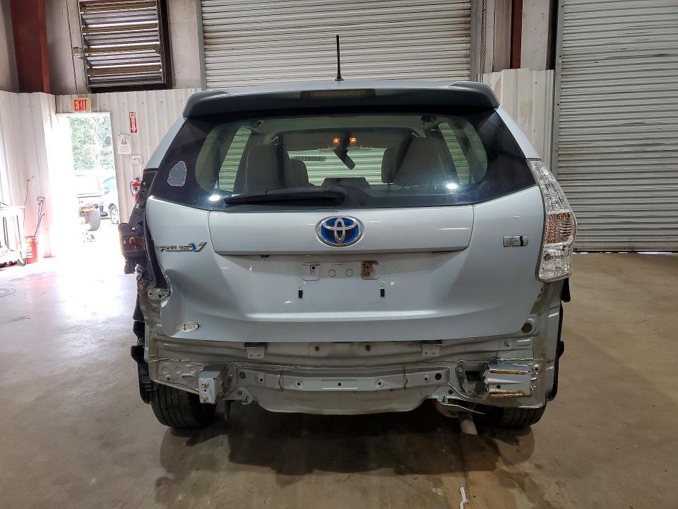 JTDZN3EUXE3357018 2014 TOYOTA PRIUS V photo no. 6