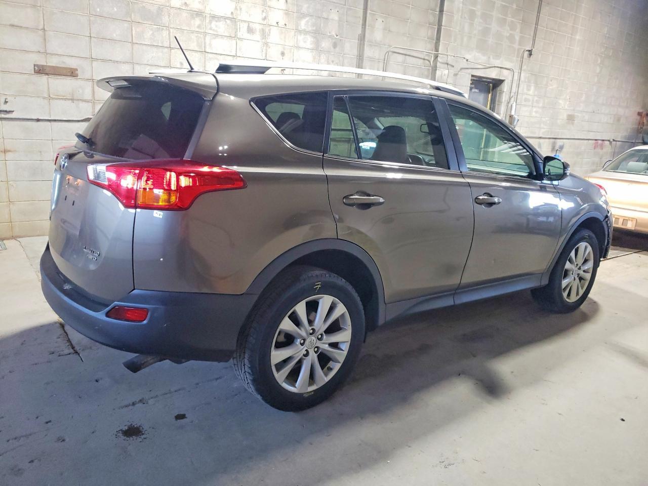 2014 TOYOTA RAV4 LIMITED — Фото 3 из 14