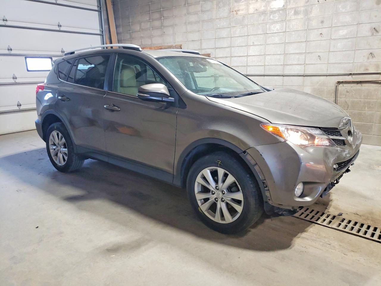 2014 TOYOTA RAV4 LIMITED — Фото 4 из 14