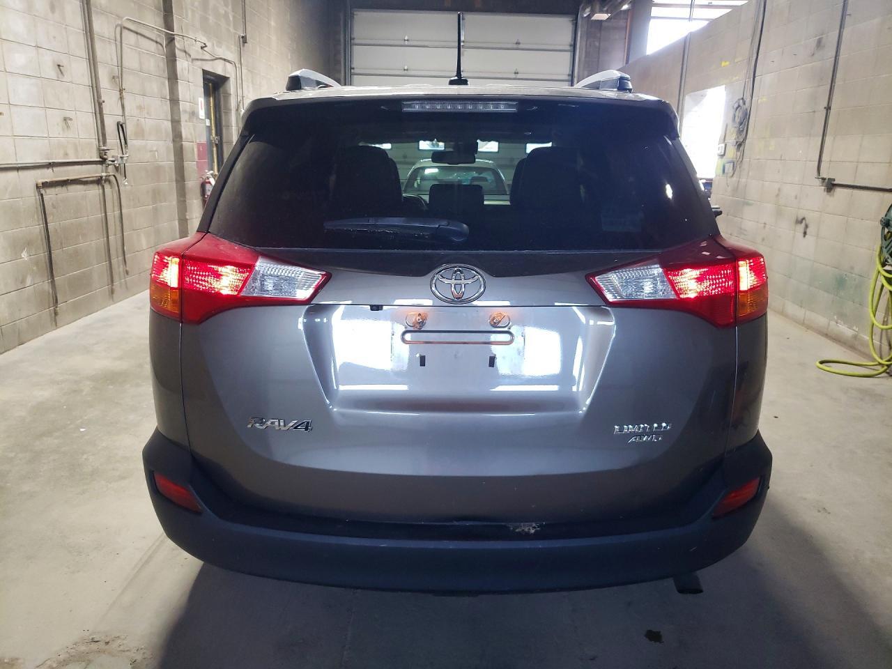 2014 TOYOTA RAV4 LIMITED — Фото 6 из 14