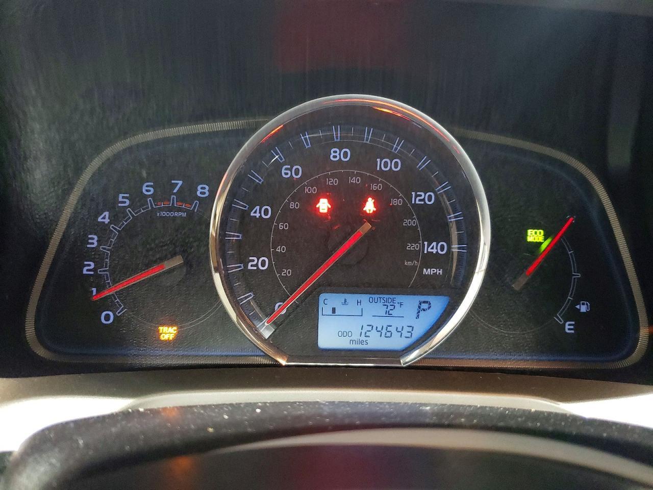 2014 TOYOTA RAV4 LIMITED — Фото 9 из 14