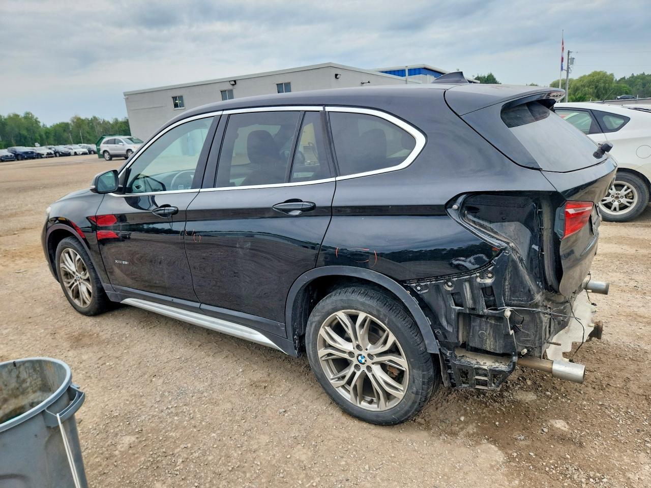 2018 BMW X1 XDRIVE28I — Фото 2 из 13