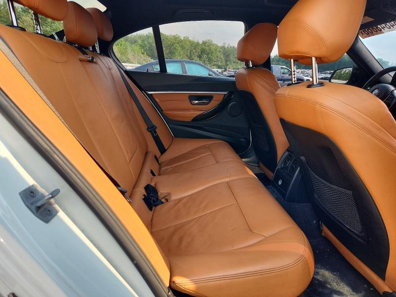 2018 BMW 330 XI — Фото 10 из 12
