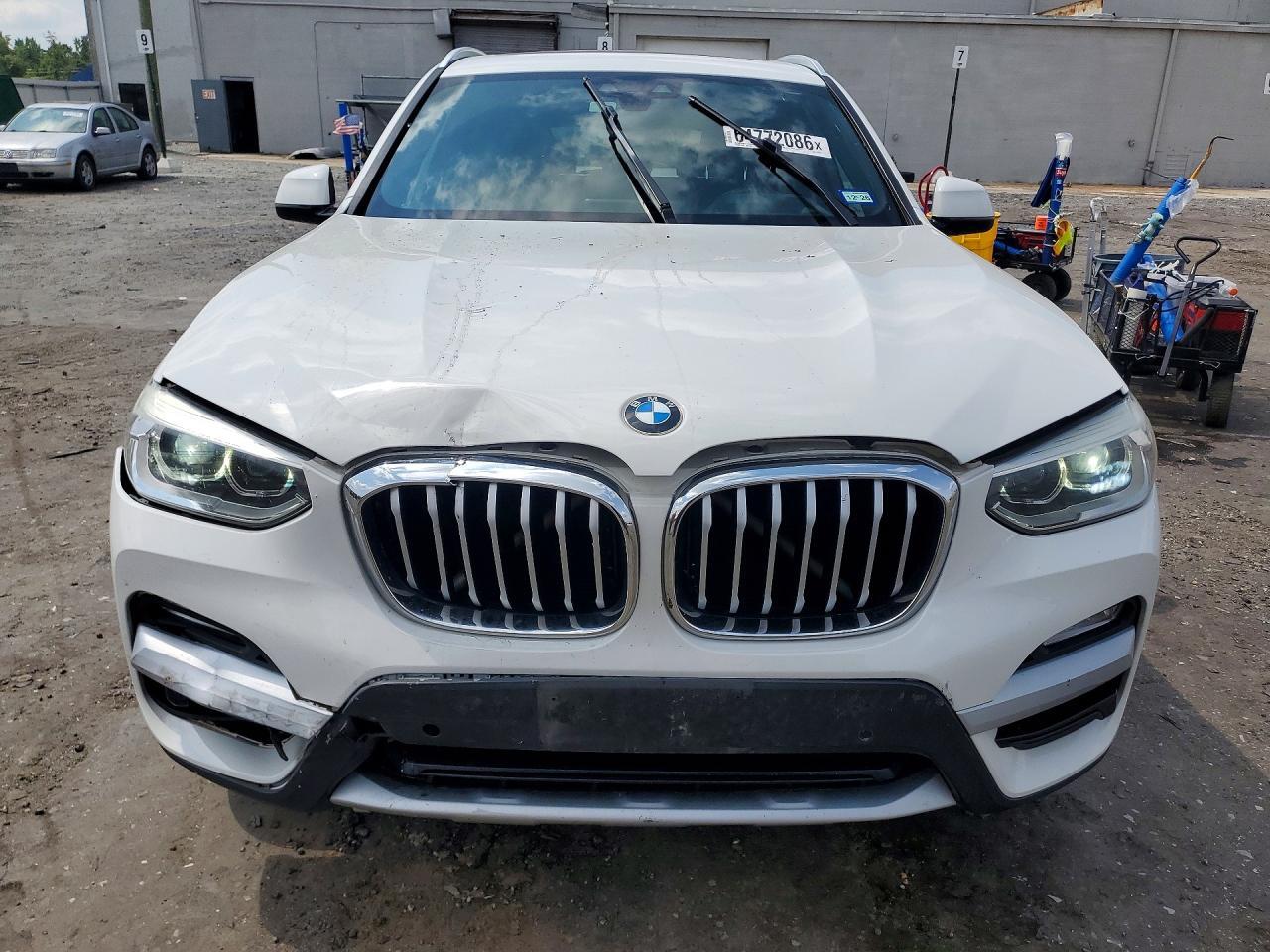 5UXTR9C54JLC72650 2018 BMW X3 photo no. 5