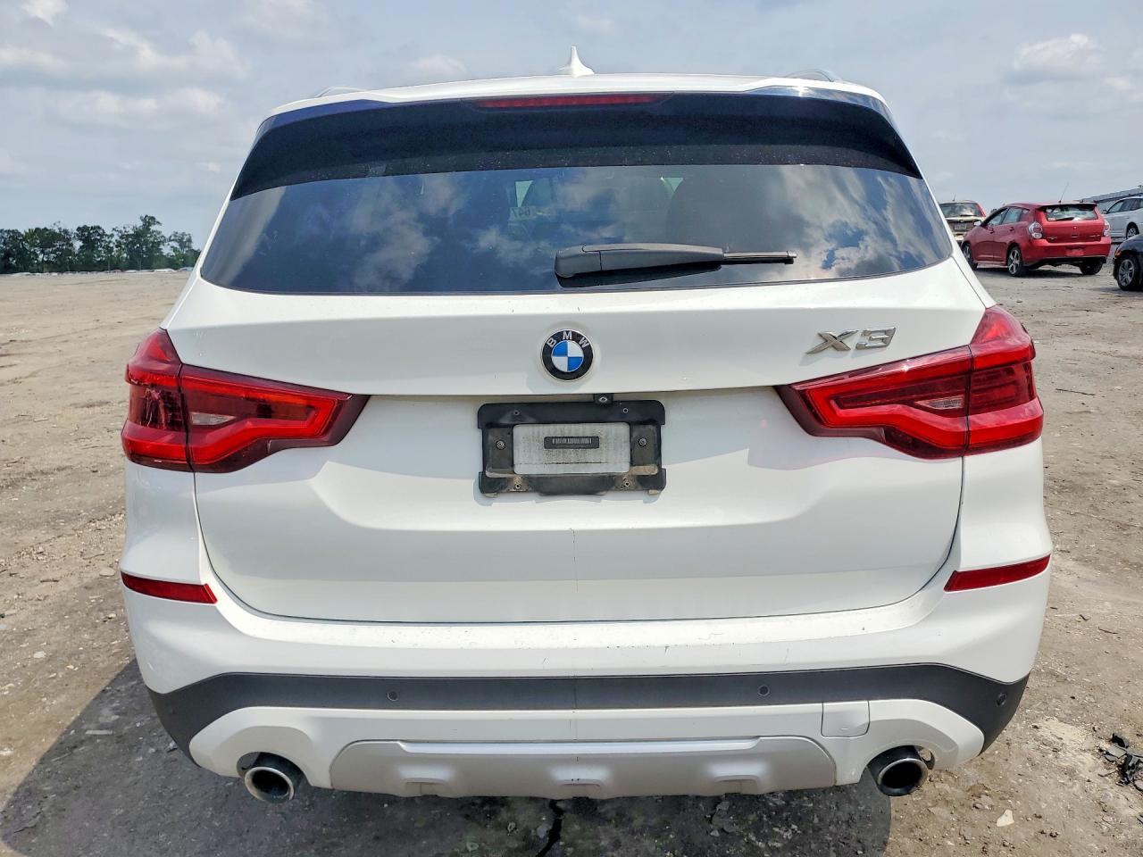 5UXTR9C54JLC72650 2018 BMW X3 photo no. 6