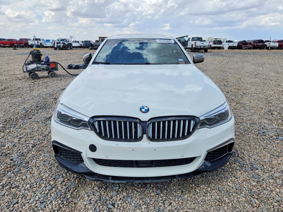 2018 BMW M550XI — Фото 5 из 12