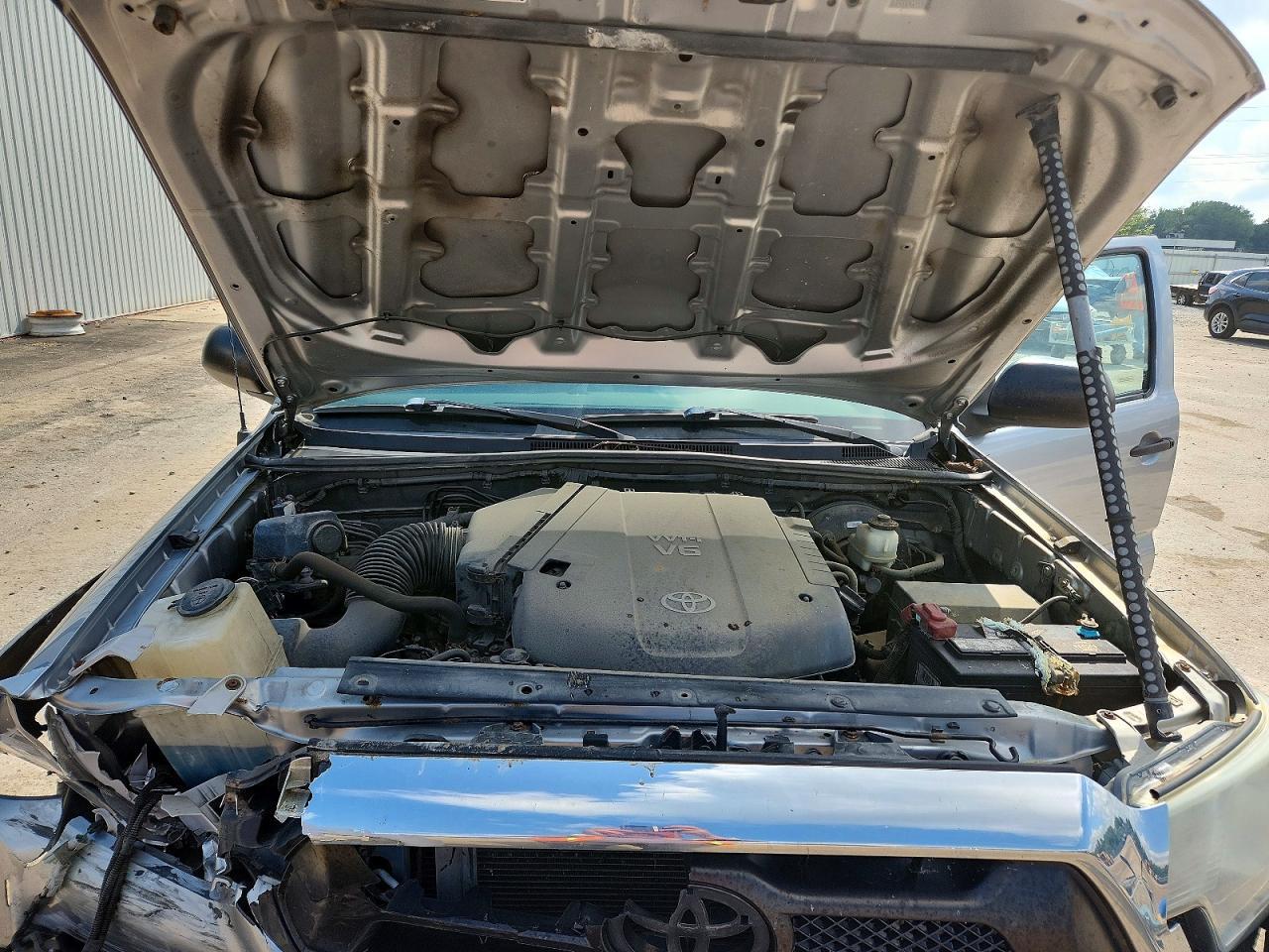 2014 TOYOTA TACOMA V6 — Фото 11 из 12