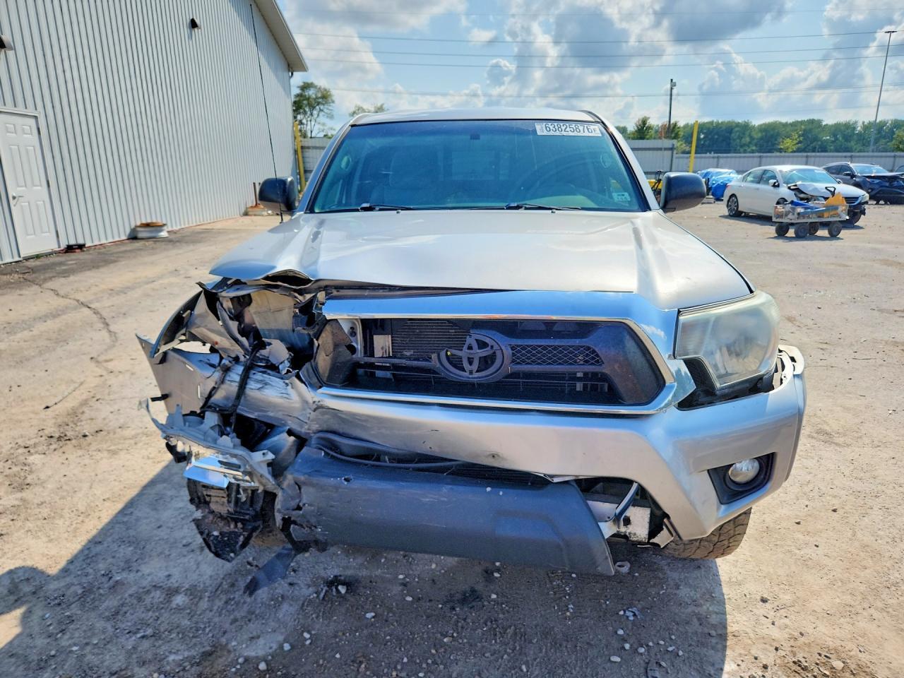 2014 TOYOTA TACOMA V6 — Фото 5 из 12